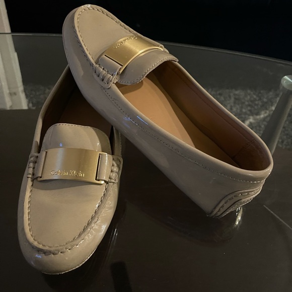 Calvin Klein Patent Leather Loafers. - Picture 4 of 5
